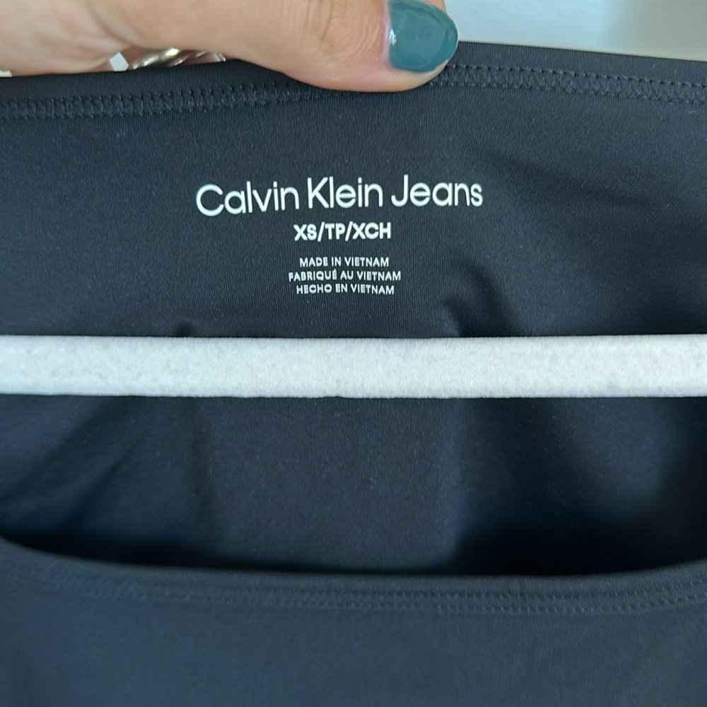 NWT Calvin Klein Jeans Black Classy Bodysuit Tee Short Sleeve - Picture 5 of 11